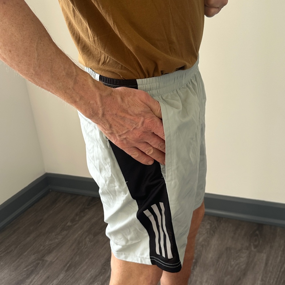 Adidas Men’s Light Gray 3-Stripes Athletic Shorts Size M - Picture 13 of 17